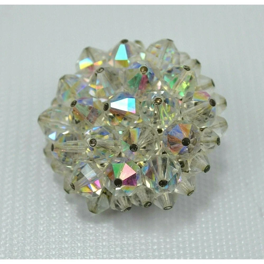 Vintage Clear Iridescent Beaded Cluster Brooch /‎ Pin 1.5